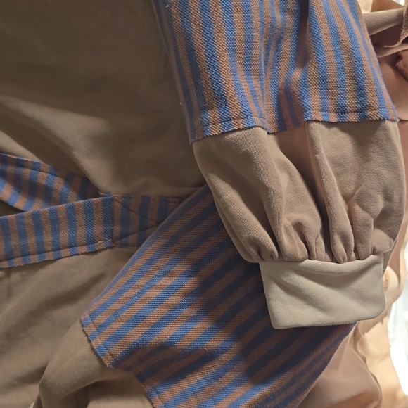 V neck sweatshirt - Picture 6 of 8